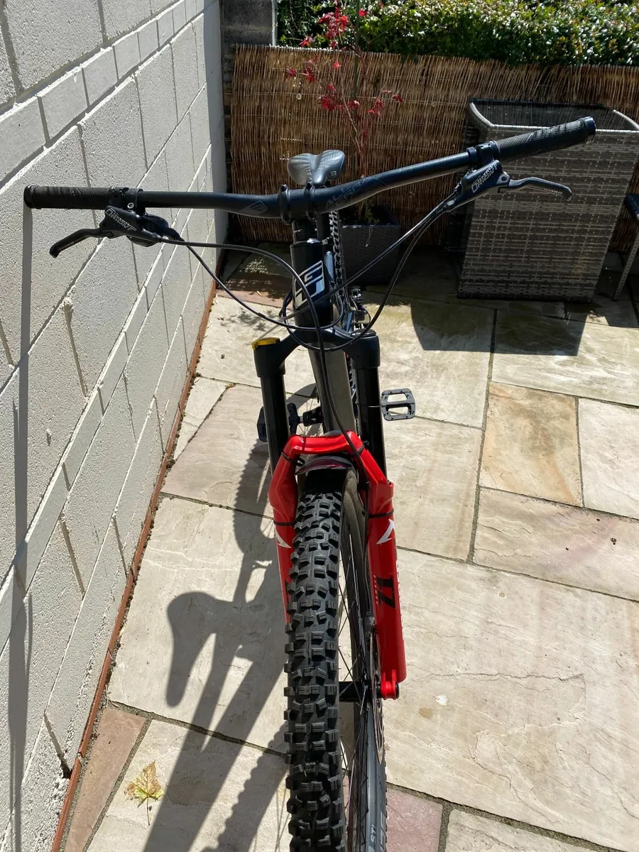 GT Force High Spec Mountain Bike - Image 4