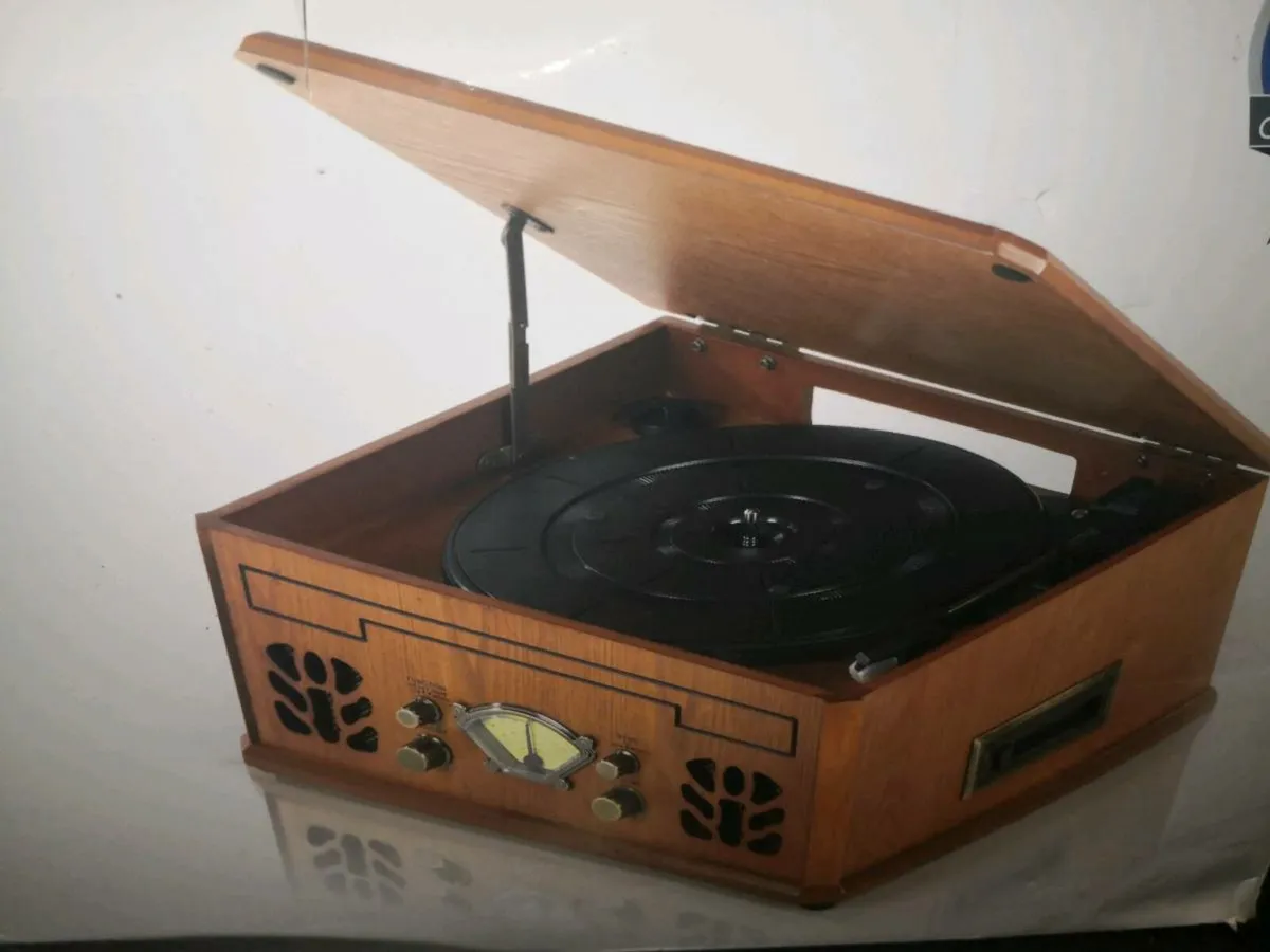 Brand new ITEK turntable - Image 1