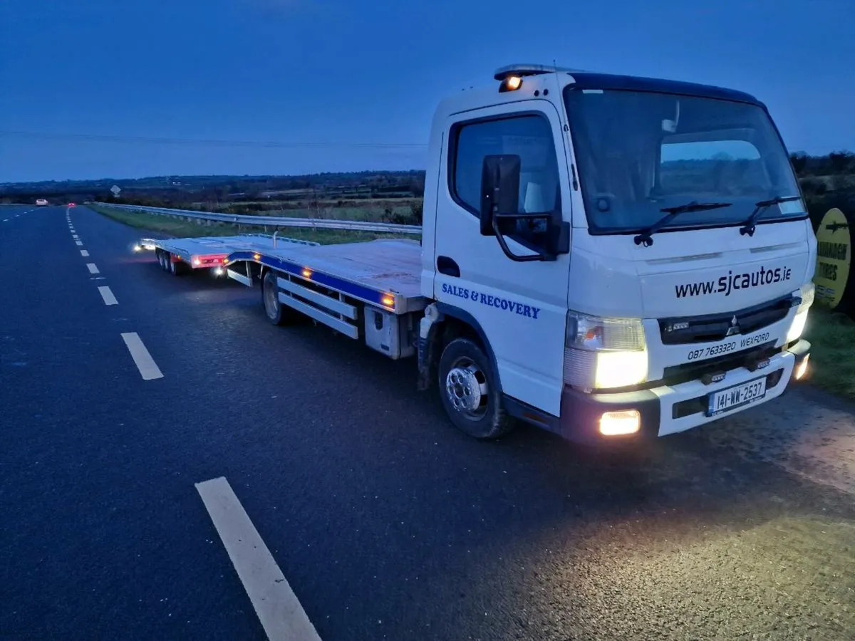 2014 Mitsubishi Recovery Truck 3.5 T - Image 1