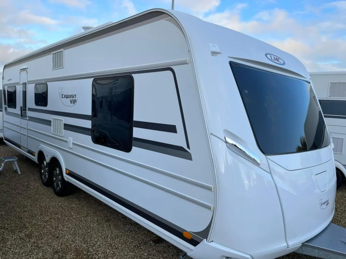 2018 LMC 655 VIP EXQUISITE 5/6 BERTH LUX CARAVAN - Image 1