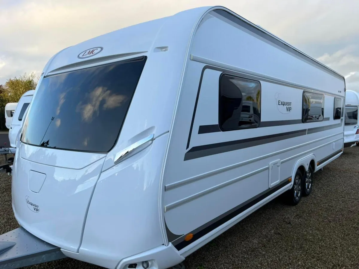 2018 LMC 655 VIP EXQUISITE 5/6 BERTH LUX CARAVAN - Image 2