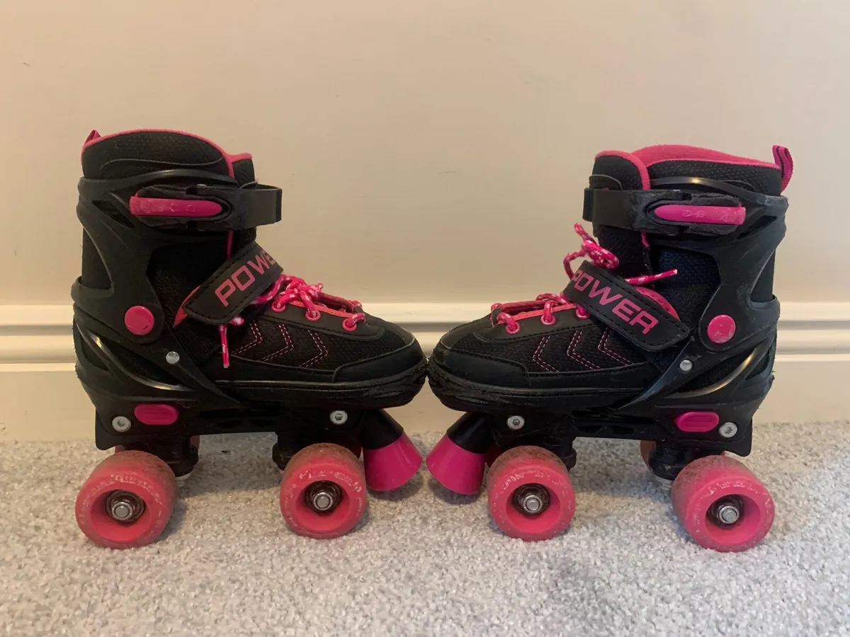 mr men/little miss  skates skylanders dolls - Image 1