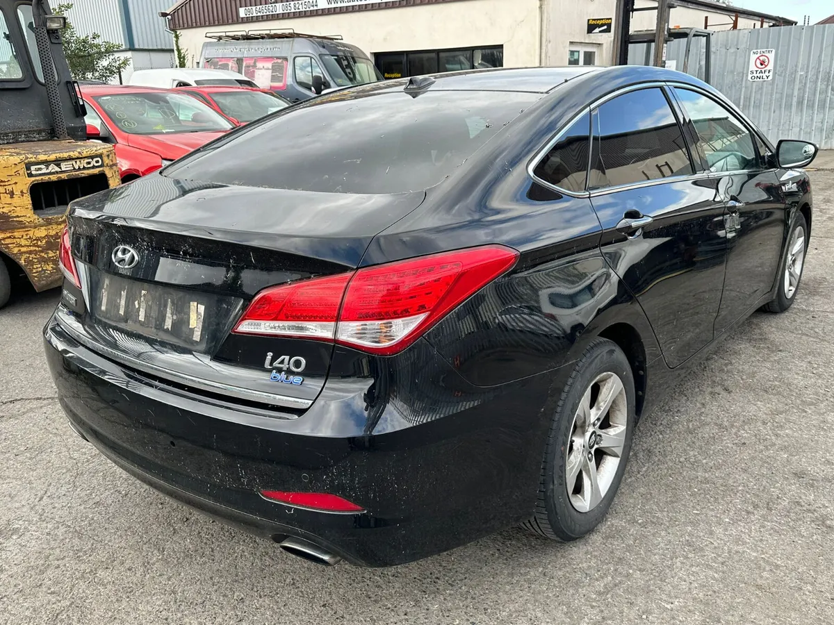 12 HYUNDAI I40  1.7 CRDI FOR BREAKING - Image 4