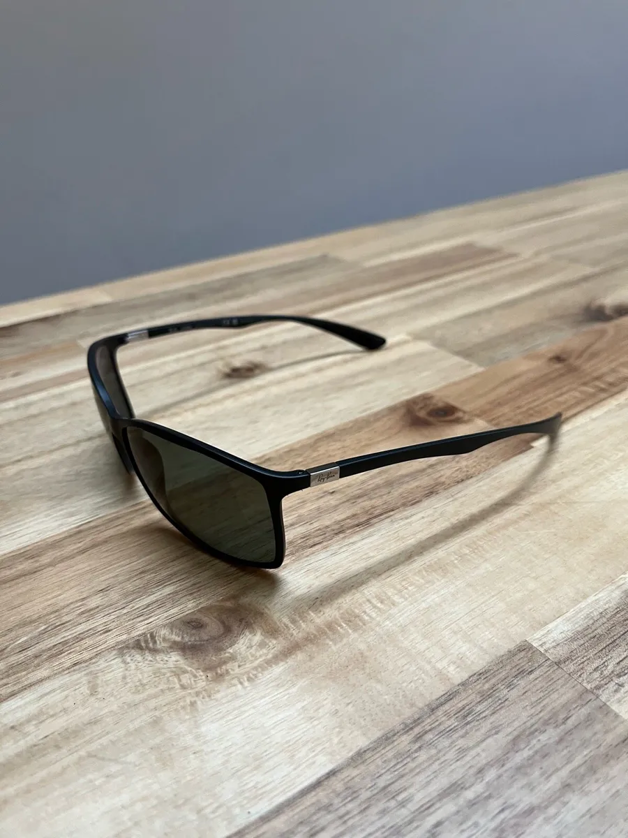 Ray-Ban Polarised Sunglasses - Image 3