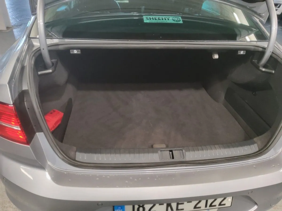 Volkswagen Passat 2.0 TDI 150HP Highline DSG - Image 2