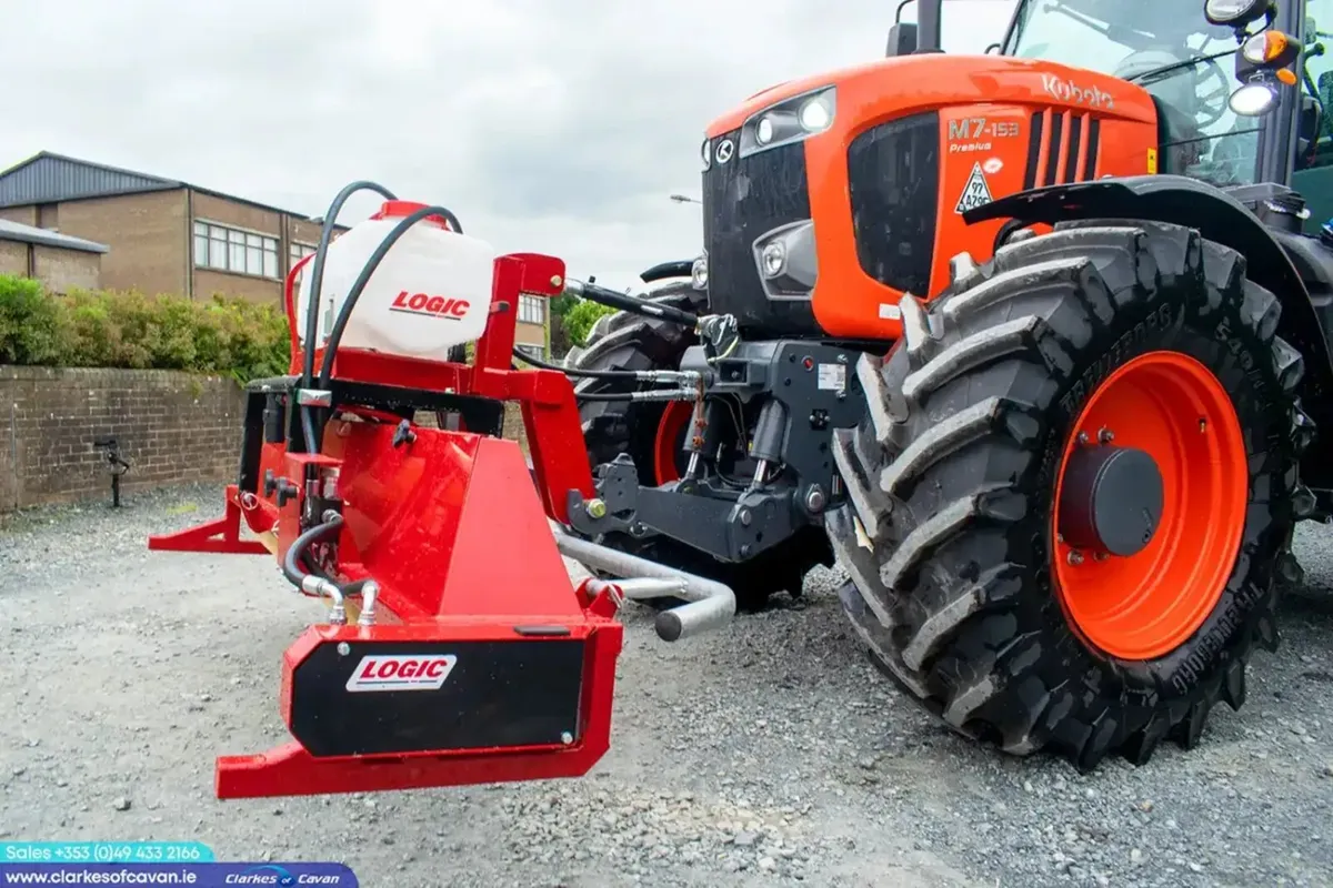 Logic Tractor Weedwiper - Image 2