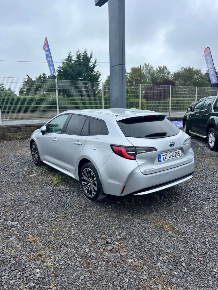 Toyota Corolla 2022 - Image 2