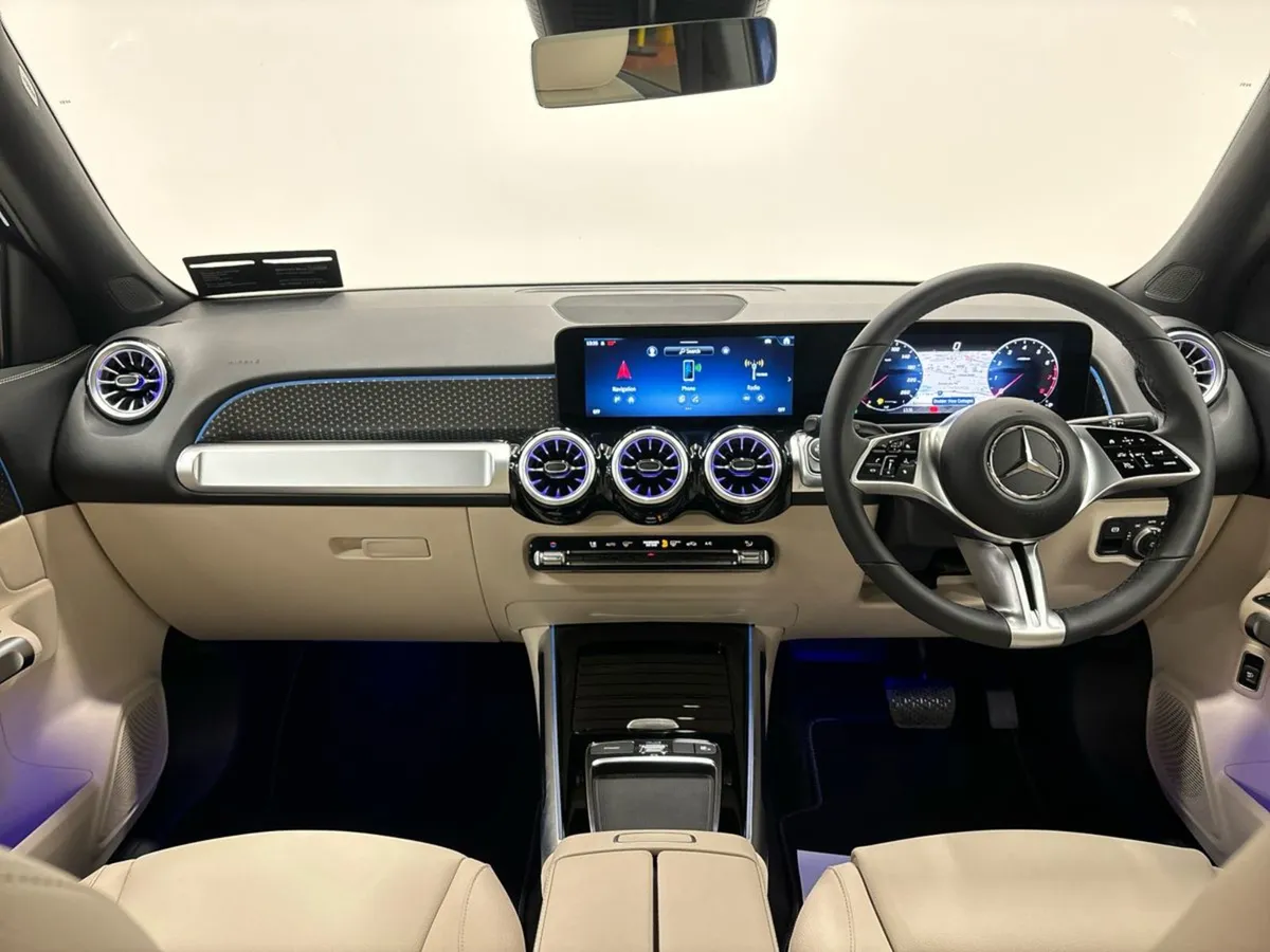 Mercedes-Benz GLB GLB 180 Progressive Line 7 Seat - Image 4