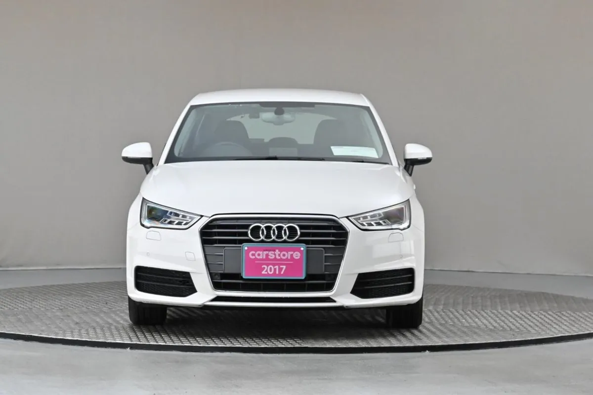 Audi A1 1.0tfsi 95bhp S-tronic 5DR  park Sensors - Image 2