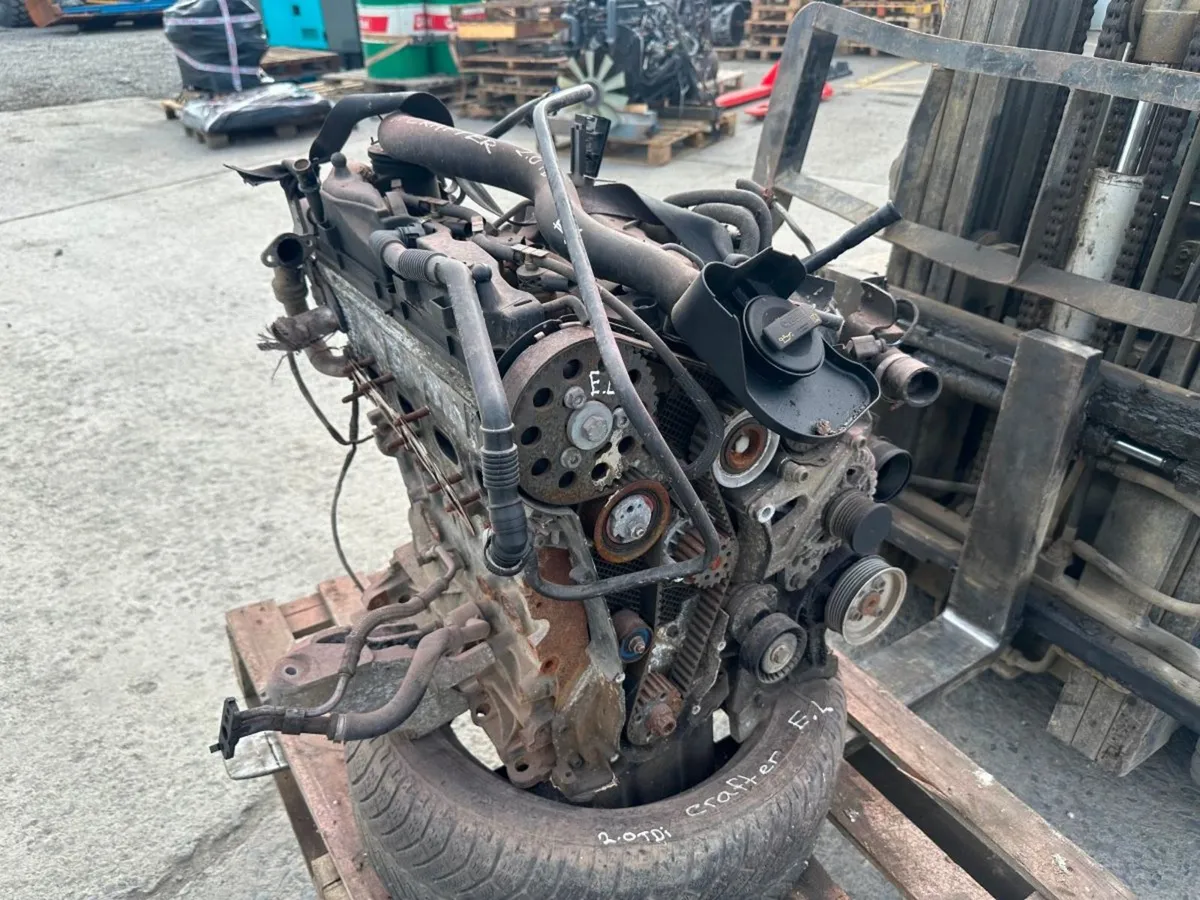 Crafter 2.0 tdi engine parts only - Image 3