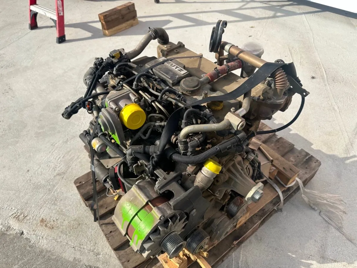 Deutz 3.6L4 engine . PARTS / SPARES only - Image 3