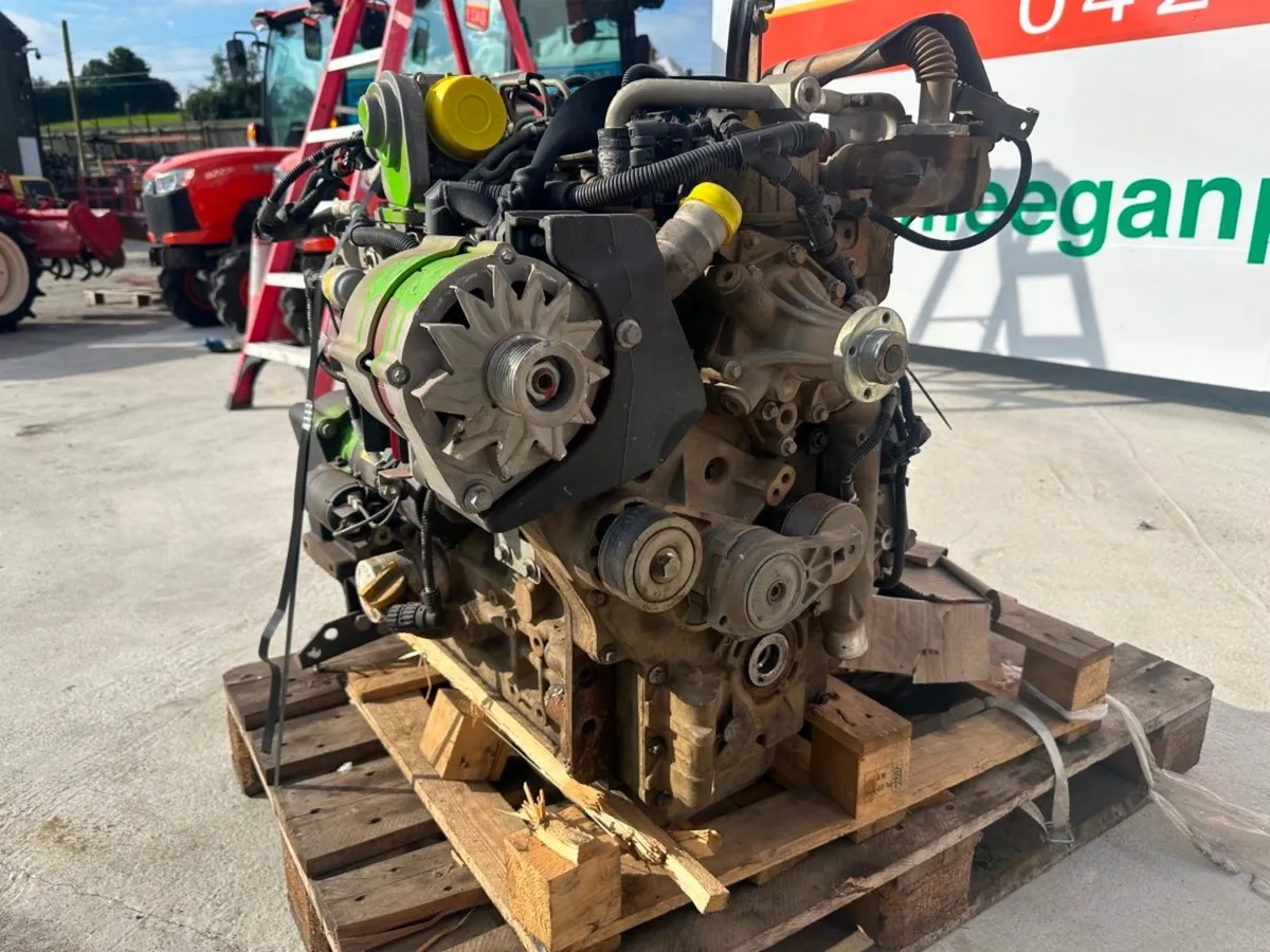 Deutz 3.6L4 engine . PARTS / SPARES only - Image 4