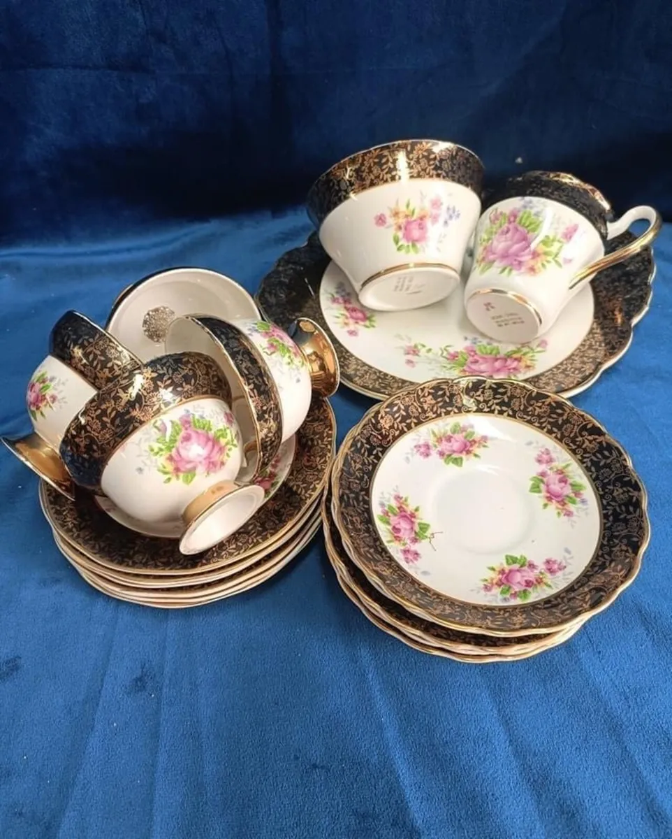 Vintage part teaset