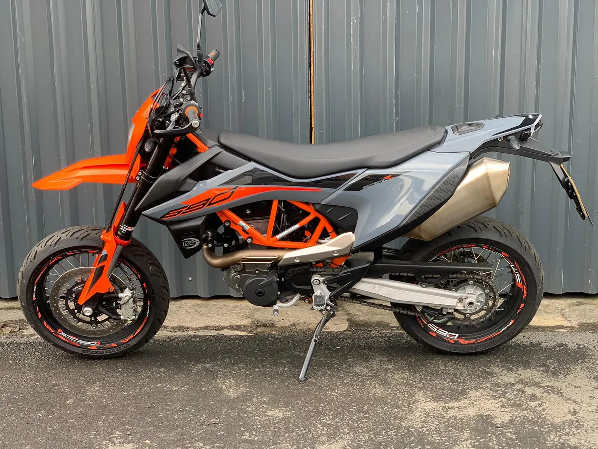 2021 KTM 690 SMCR - Image 2