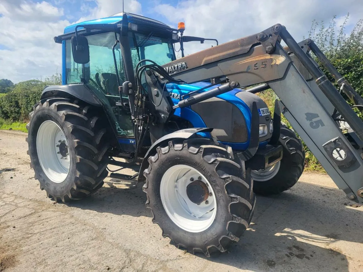 Valtra A95 ( no vat ) - Image 2