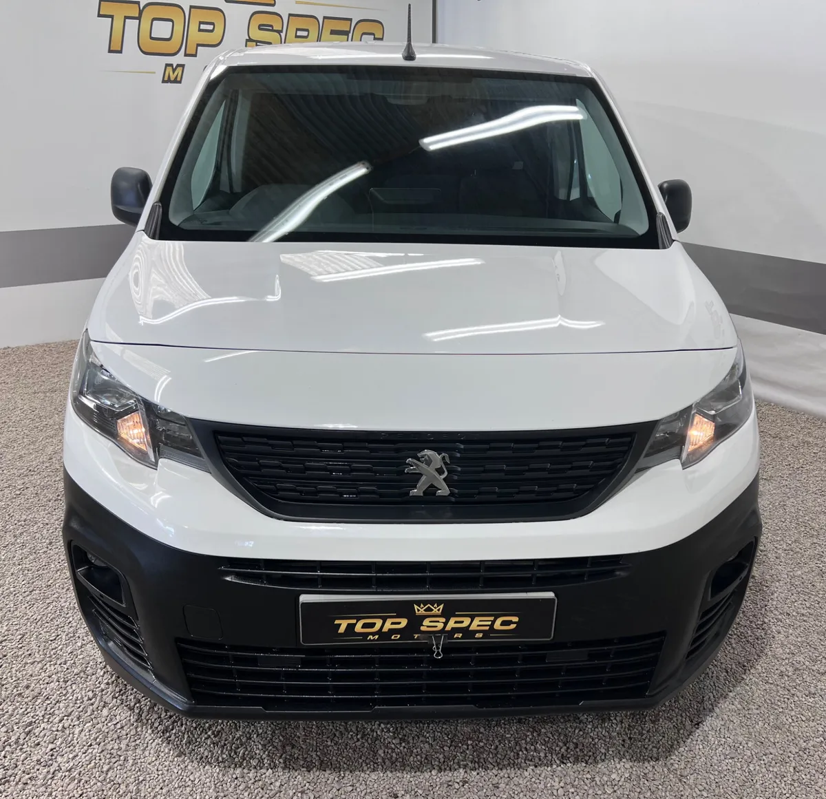 2019 Peugeot partner NEW MODEL 1.6Hdi 3 Seater  pr - Image 4