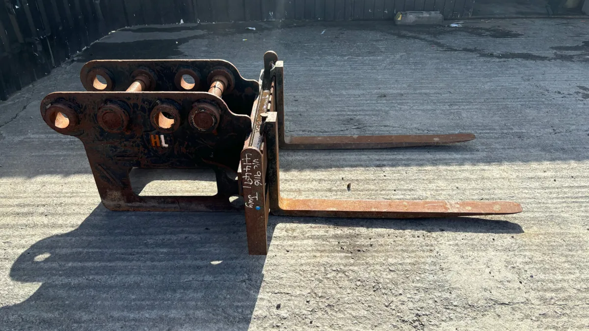 Pallet Forks  with 80mm  to suit 20 Ton Excavator - Image 4
