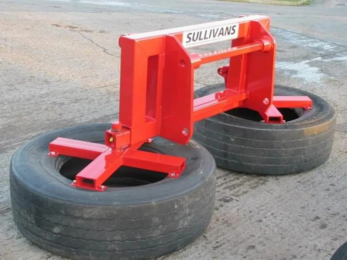 Silage pusher - Image 1