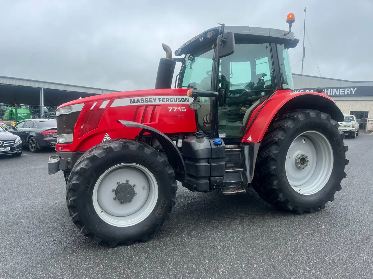 Massey Ferguson 7715 - Image 2