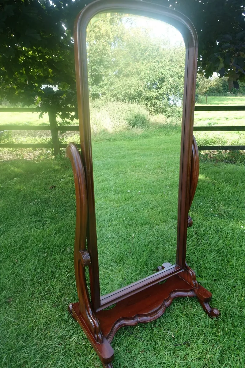 Mahogany cheval mirror - Image 1