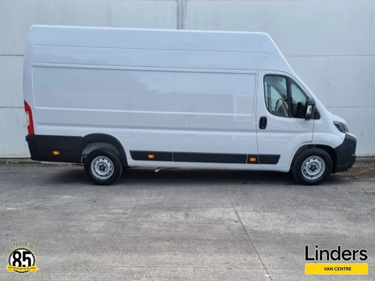 Opel Movano L4h3 2025 0kms Demo 4000 Discount - Image 3