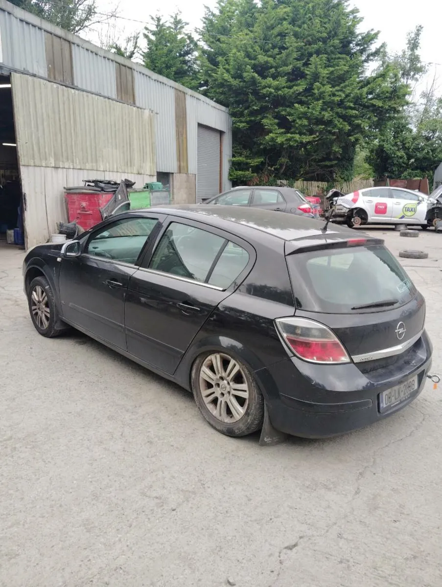 Breaking Opel astra 2007 - Image 2