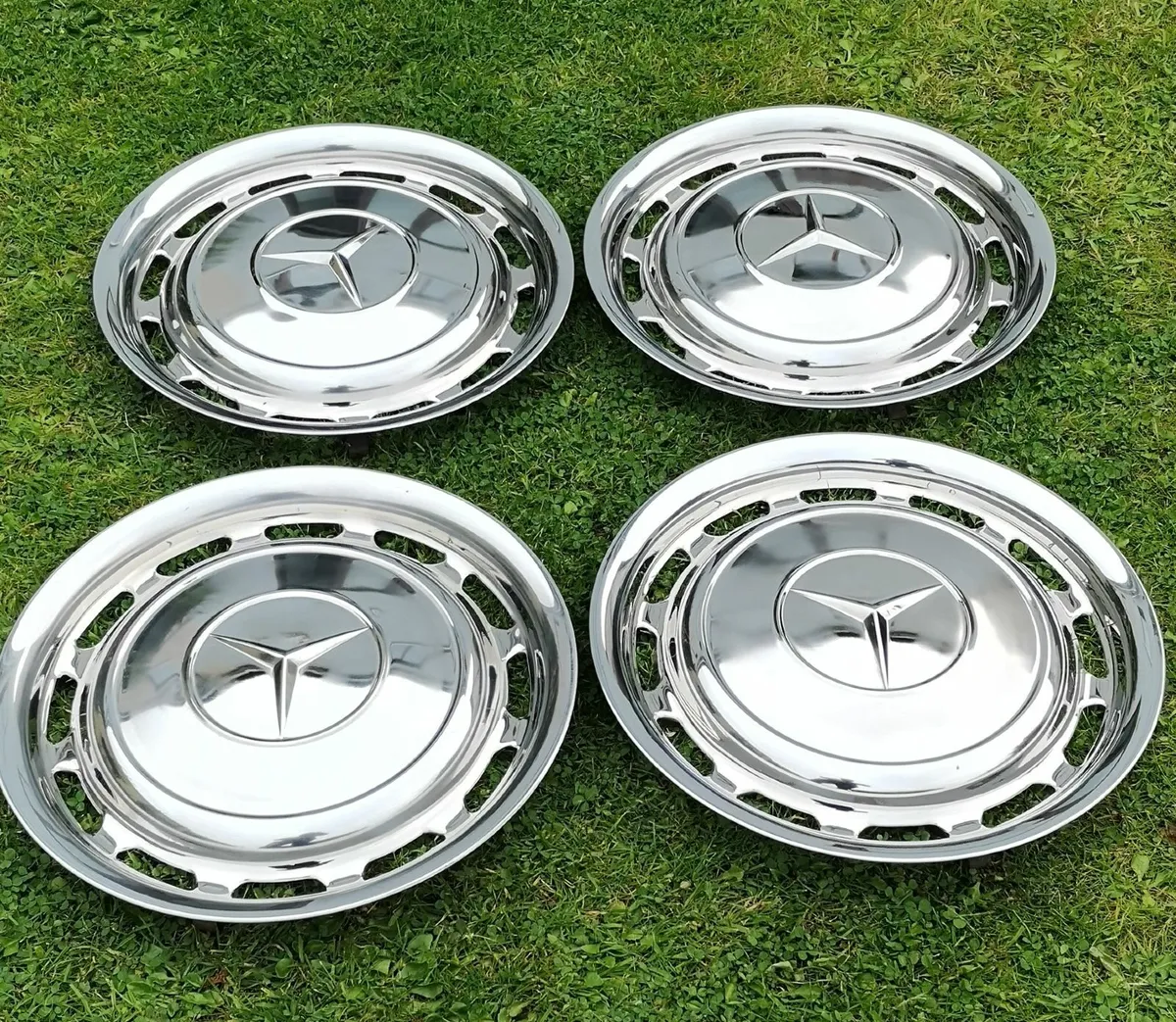 Hubcaps wheel covers trims mercedes vintage 14 for sale in Co. Kildare for 190 on DoneDeal