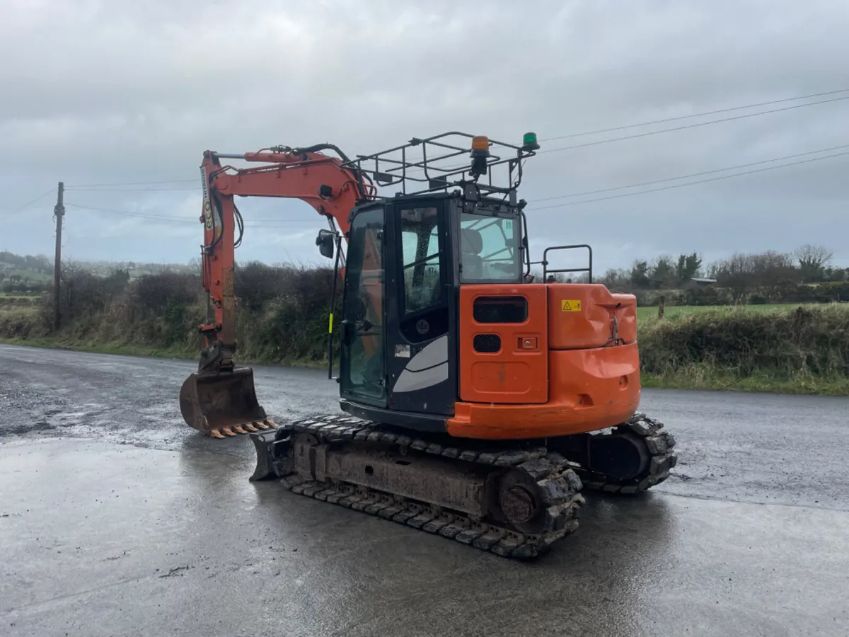 8 ton diggers for hire