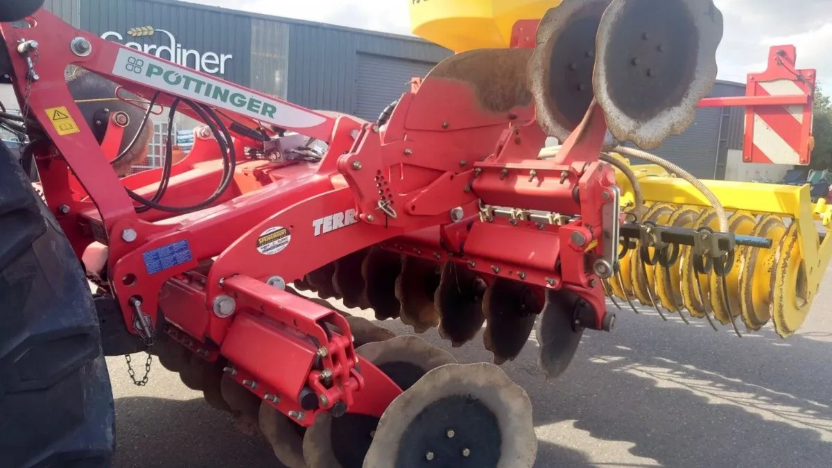 Pottinger Disc Harrow - Image 1