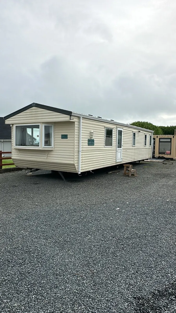 Willerby Bermuda 38 x 12 / 2 Bed (Pristine Cond.) - Image 1