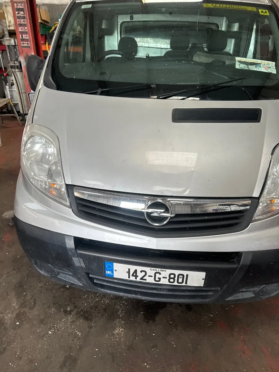 Vivaro 2014 for breaking