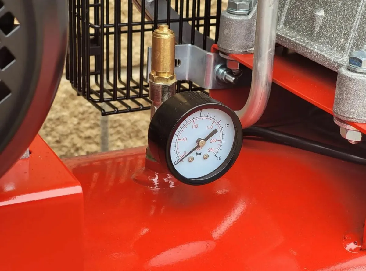 Howden 300 Litre Tandem Electric Air Compressor - Image 3