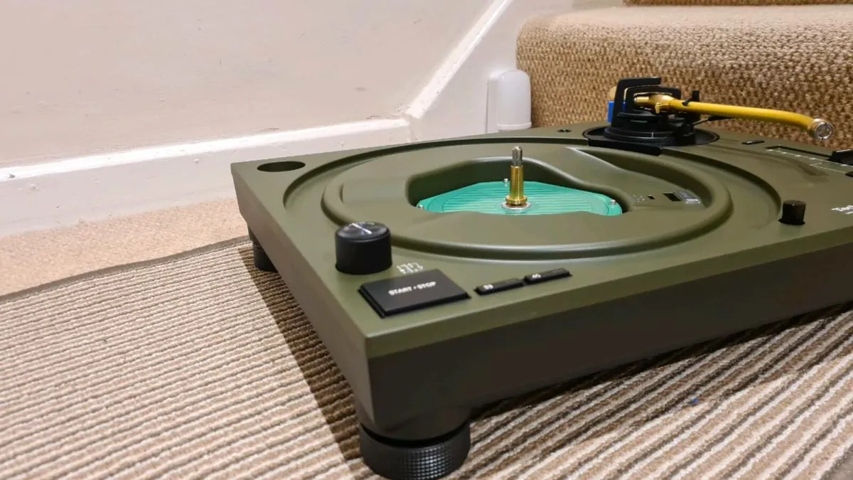 Technics Turntables - Image 4