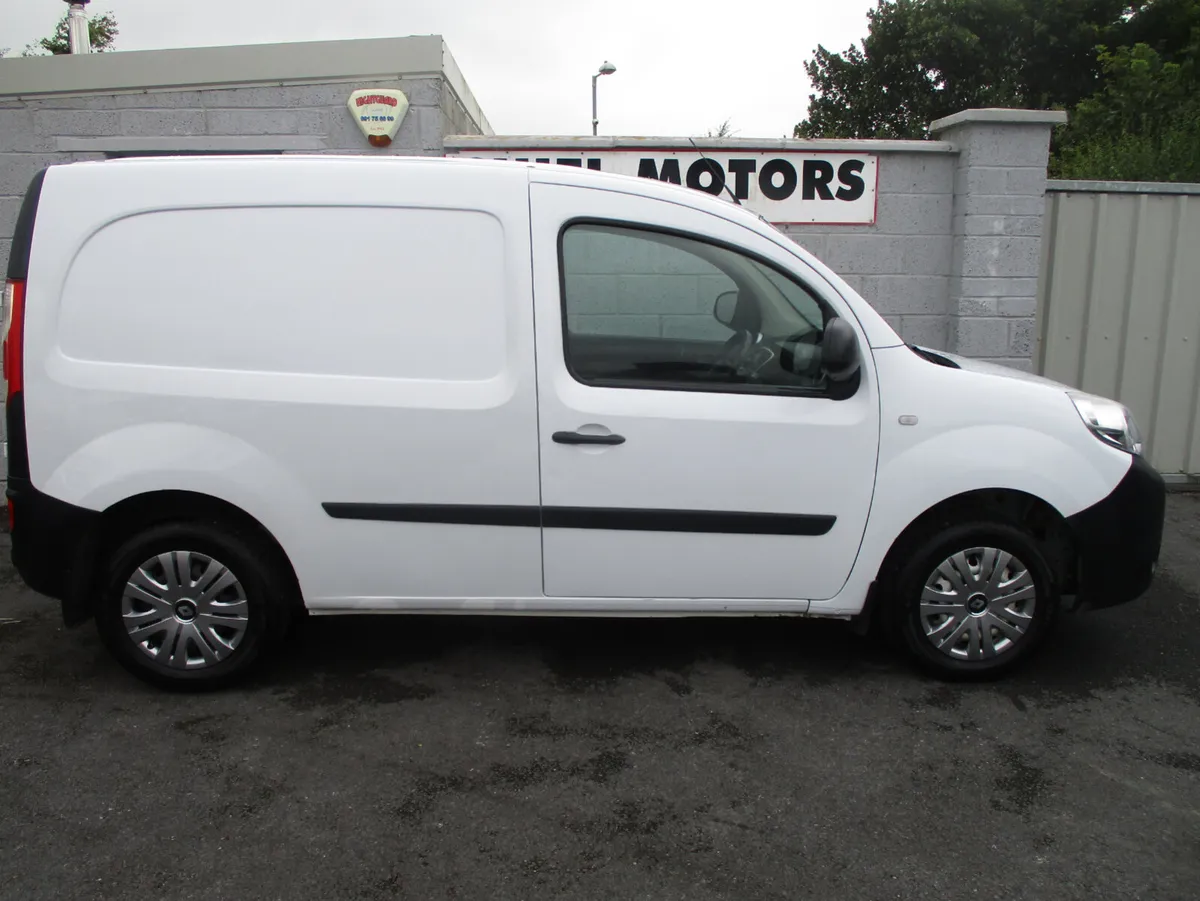 Renault Kangoo 2018 - Image 1