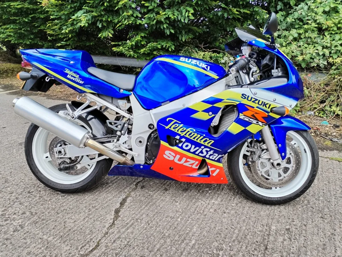 2002 Suzuki gsxr movie star - Image 1