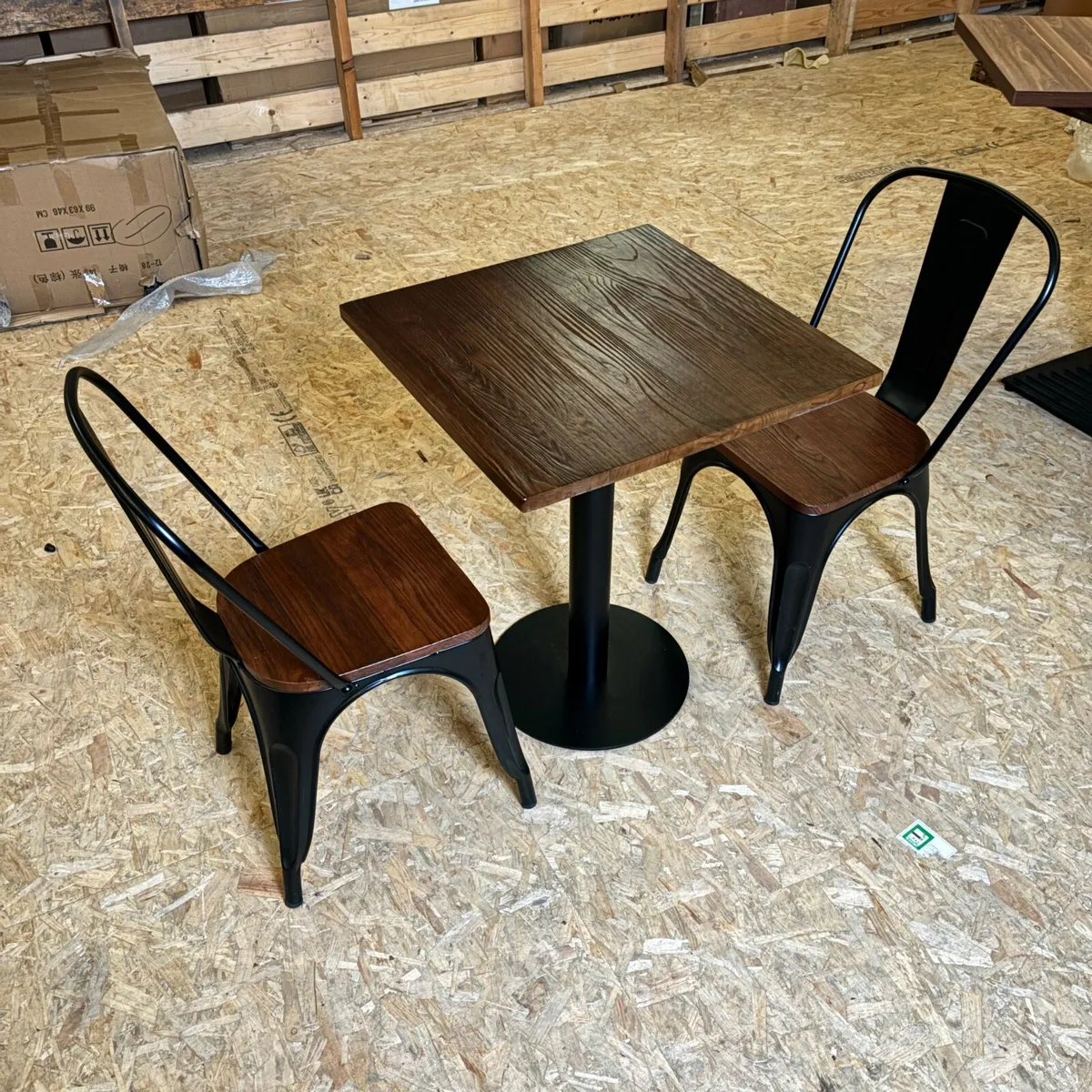 Dark Solid Wood Oak Table - Image 1
