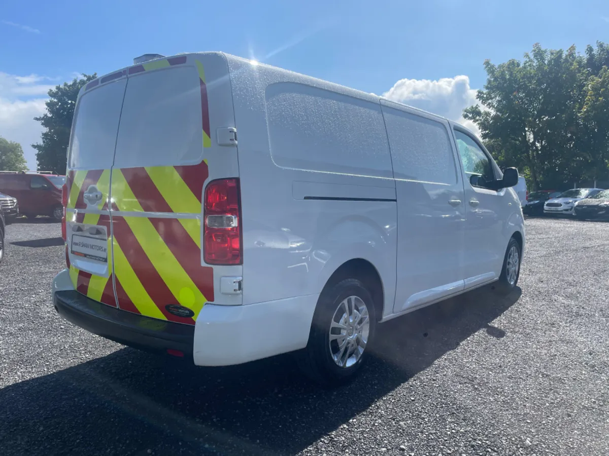 Vauxhall Vivaro - Image 1