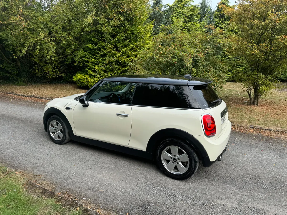 17 Mini One 1.5 DIESEL AUTOMATIC - Image 3