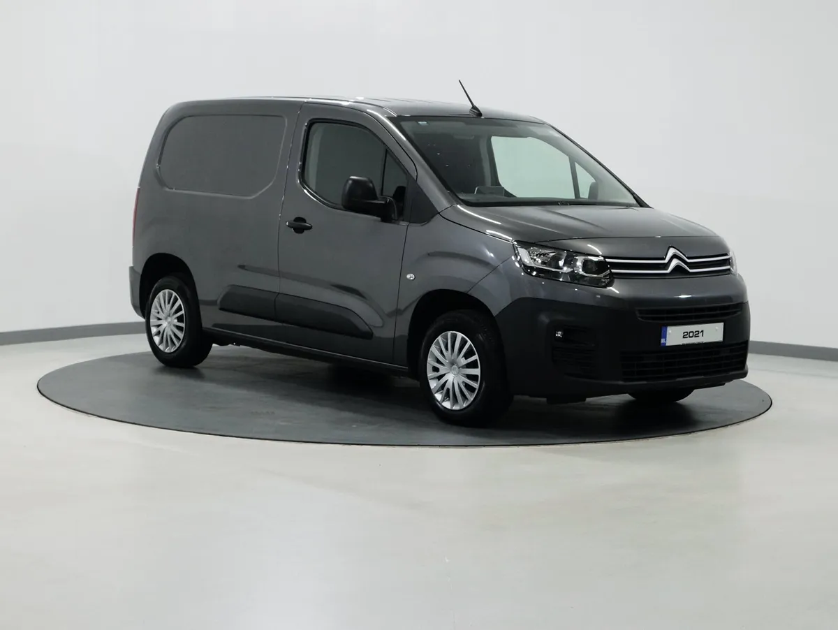 *70* 2021 Citroen Berlingo 1.5 enterprise blue - Image 1