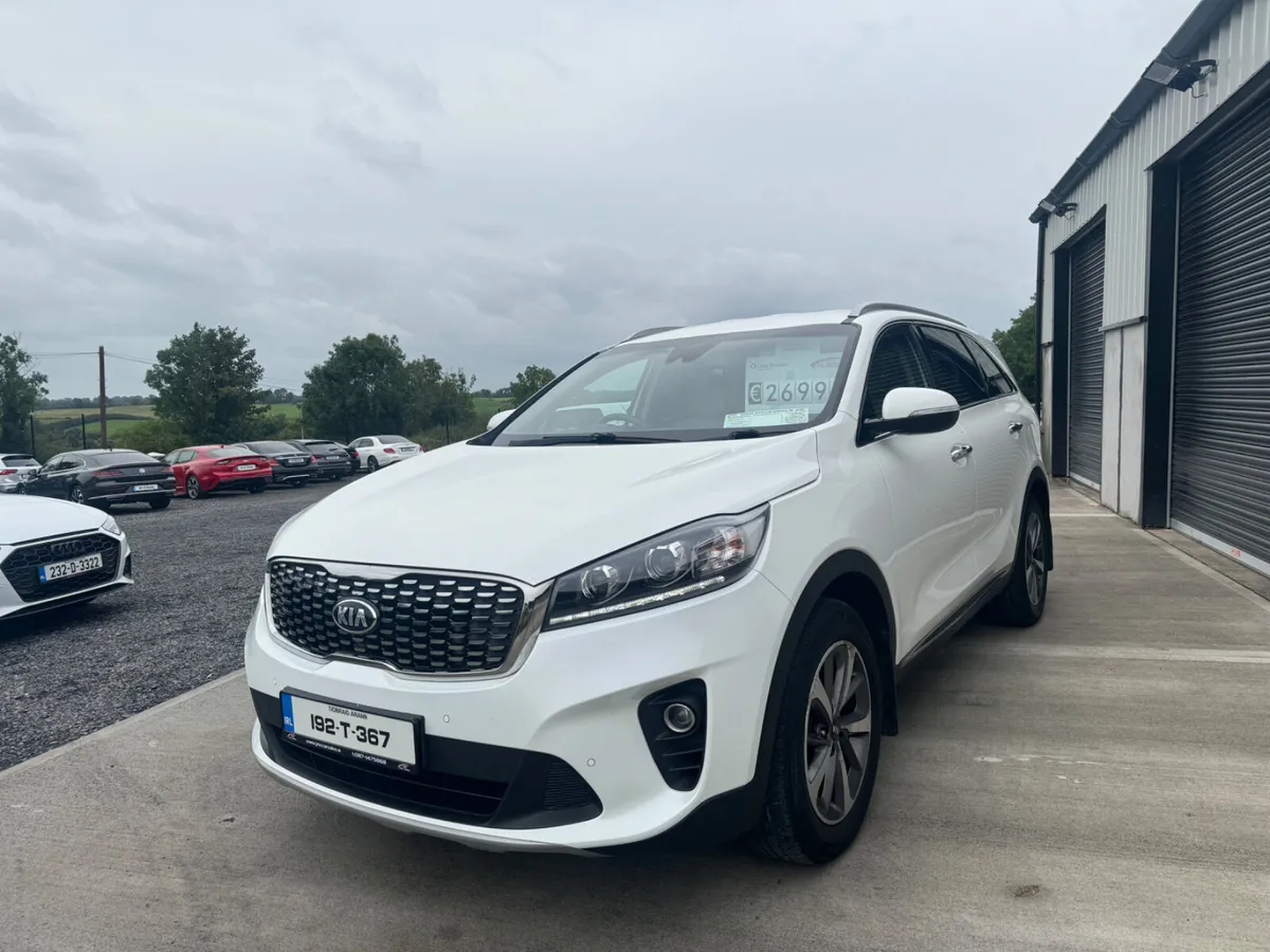 STUNNING KIA SORENTO - Image 3