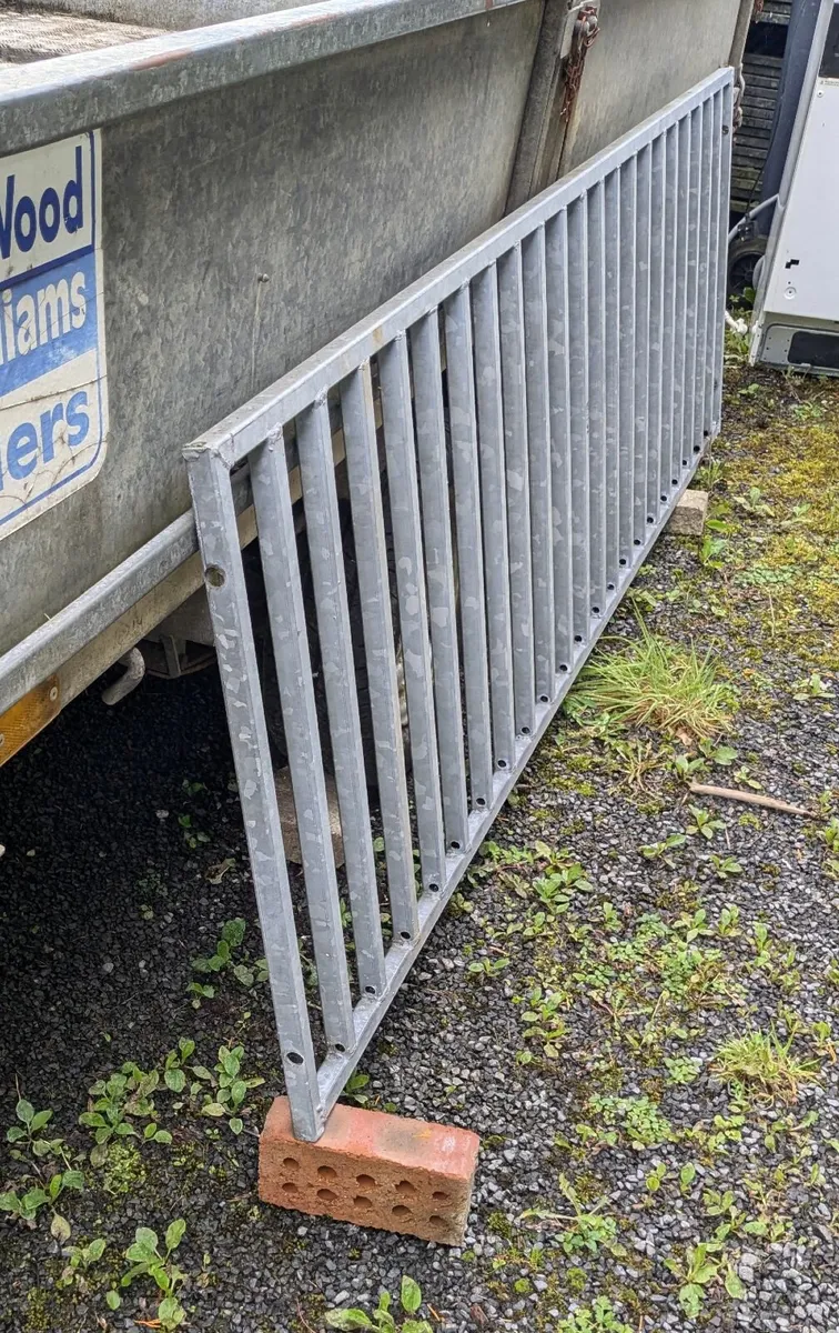 Heavy duty Galvanised Railings - Image 2