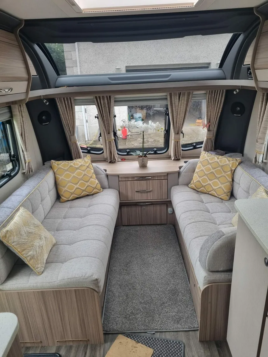 Coachman Acadia 675 Xtra Platinum Edition - Image 4