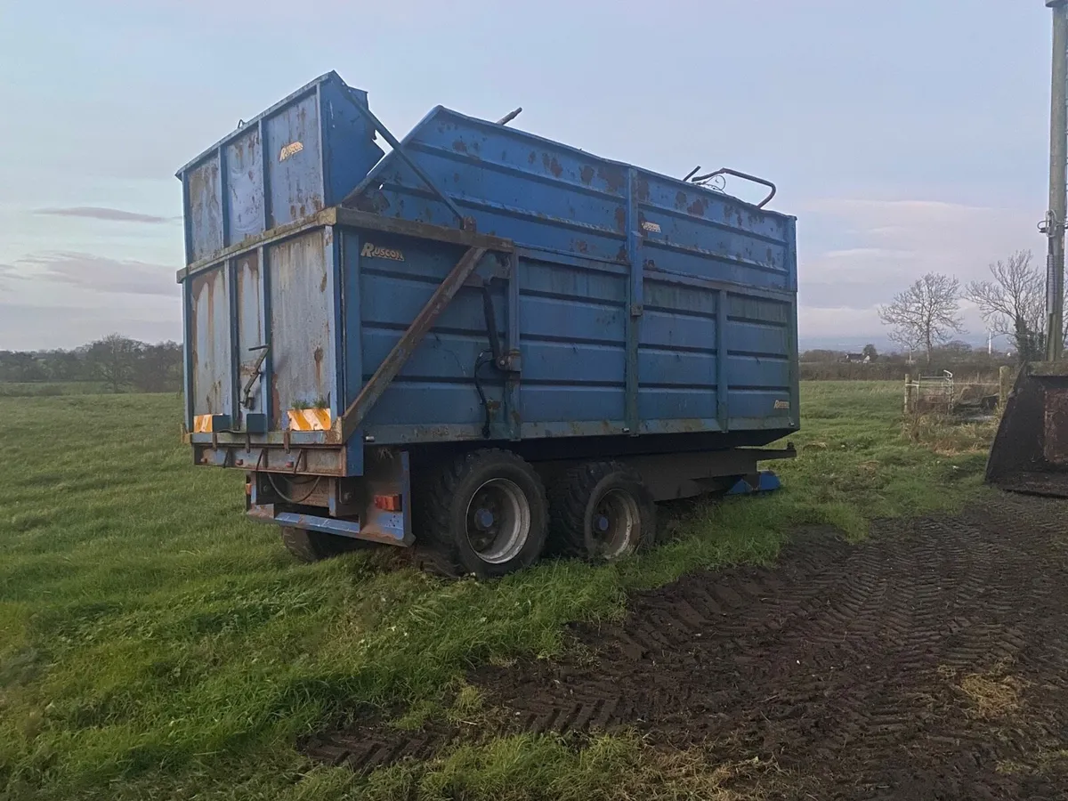 Silage trailers for sale - Image 1