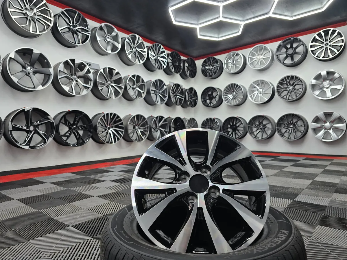 15" 4x100 4 stud Alloy Wheels - Image 1