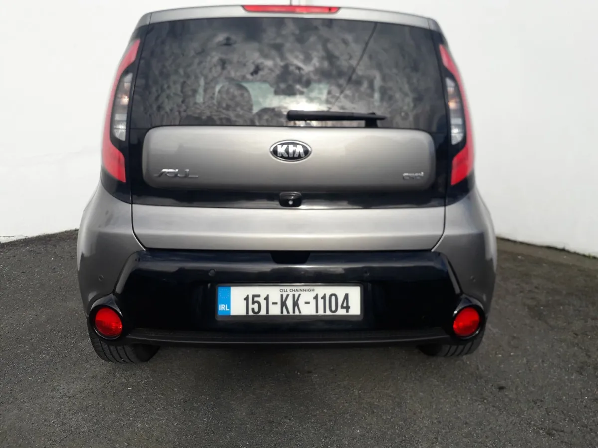 Excellent Condition, Fresh NCT until 03/27. - Image 4