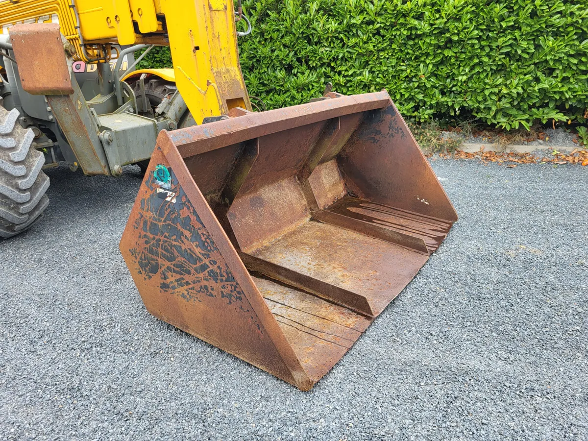Bucket 7'6 - Image 1