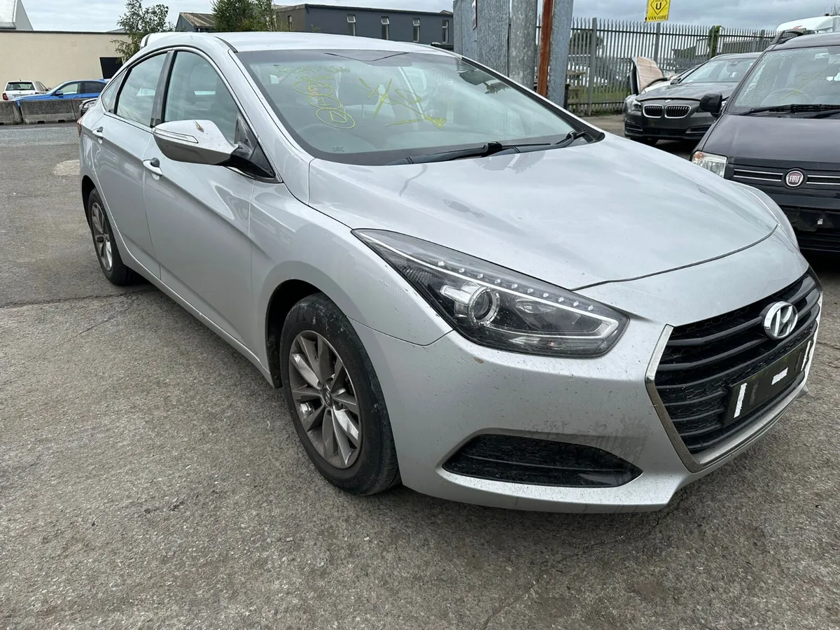 17 HYUNDAI I40  1.7 CRDI FOR BREAKING - Image 3