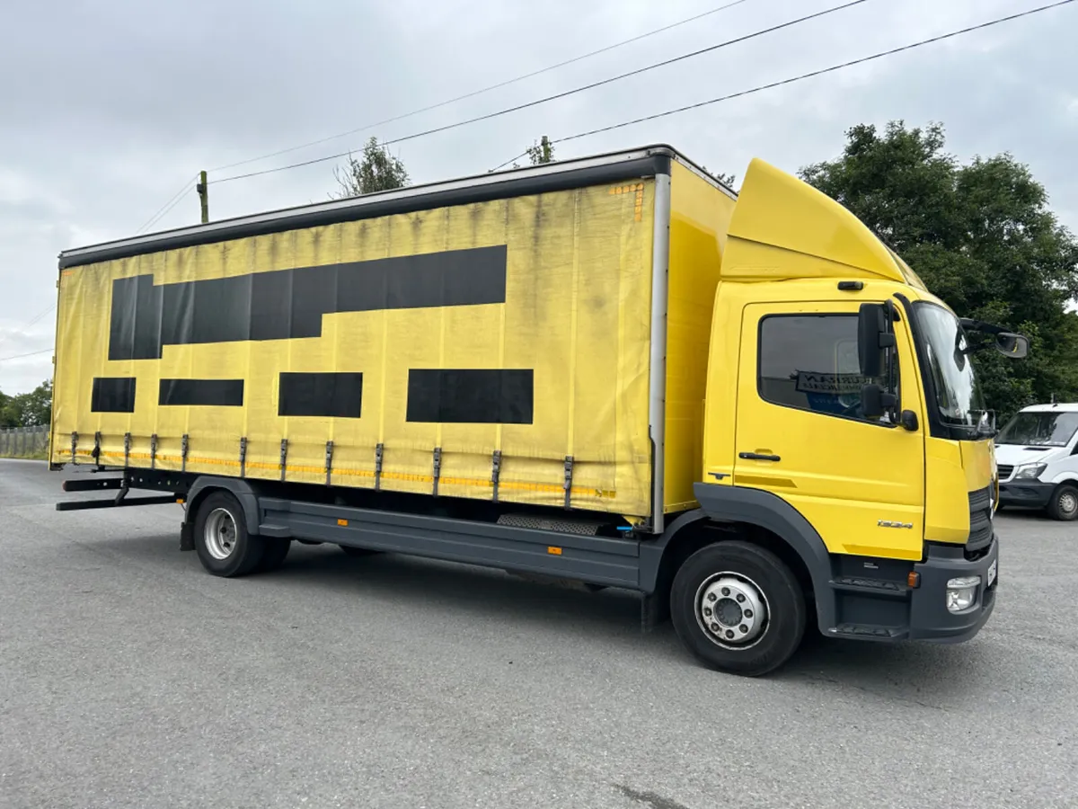 2018 Mercedes Atego 1324 13.5 ton Curtainsider - Image 4