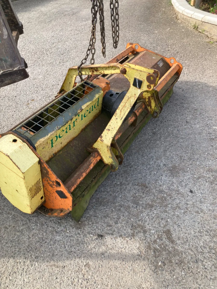 Flail mower to suit smaller tractor - Image 1