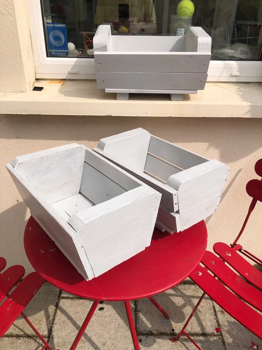 Flower boxes - Image 1